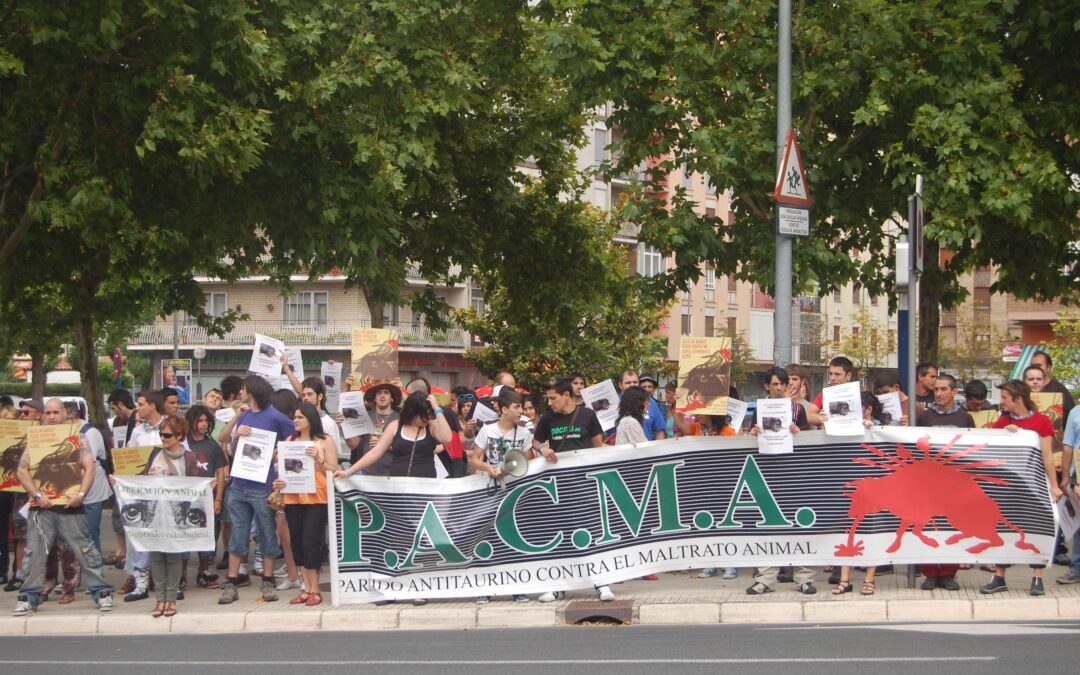 El Partido Animalista rechaza en Vitoria las corridas de toros