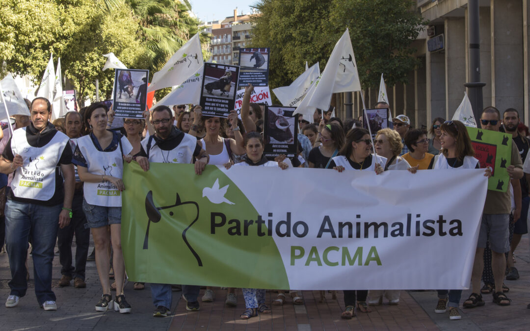 Éxito de asistencia en la primera manifestación antitaurina de Huelva