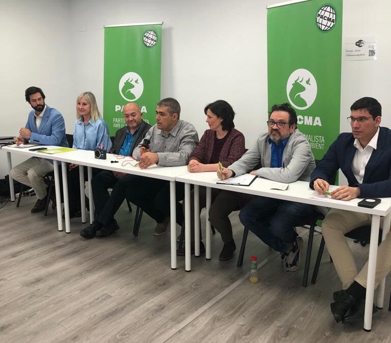 PACMA presenta en Barcelona a 5 cabezas de lista para las elecciones municipales